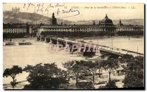 Cartes postales Lyon Pont de La Guillotiere et l Hotel Dieu