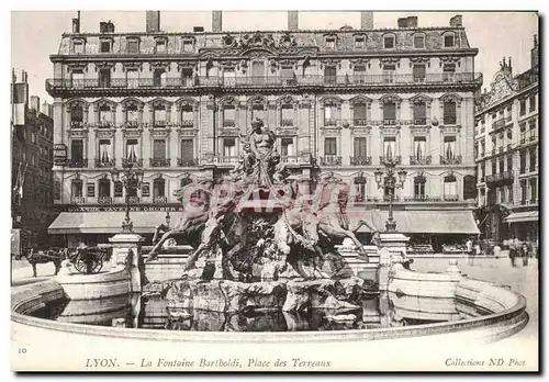 Cartes postales Lyon La Fontaine Bartholdi Place des Terreaux