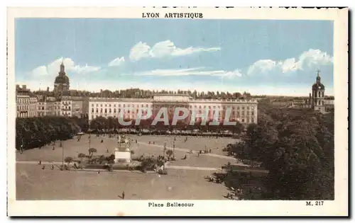 Ansichtskarte AK Lyon Artistque Place Bellecour