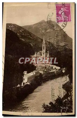 Cartes postales Lourdes La Basilique Et Le Gave