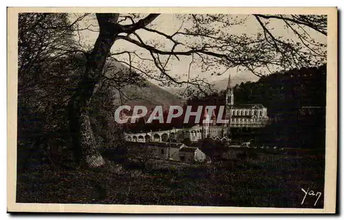 Cartes postales Lourdes La Basilique