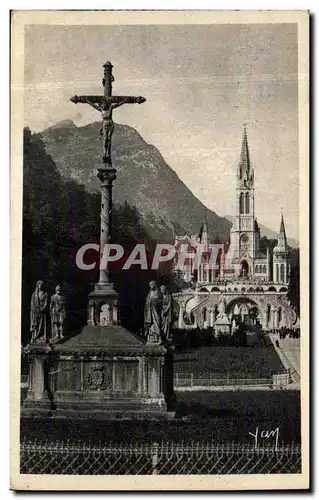 Cartes postales Lourdes La Basilique
