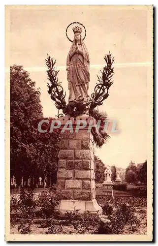 Cartes postales Lourdes La Vierge Couronnee