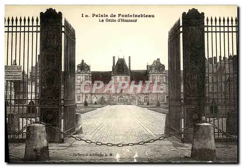 Cartes postales Palais de Fontainebleau La Grille d Honneur