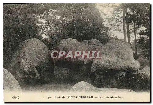 Ansichtskarte AK Fontainebleau Les Trois Mausolees