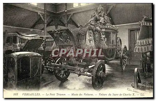 Ansichtskarte AK Versailles Le Petit Trianon Musee des voitures Voiture de sacre de Charles X