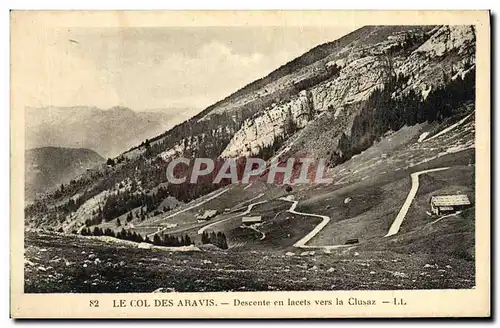 Cartes postales Le Col Des Aravis Descente en lacets Vers la Clusaz