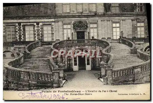 Cartes postales Palais de Fontainebleau L Escalier du Fer a Cheval