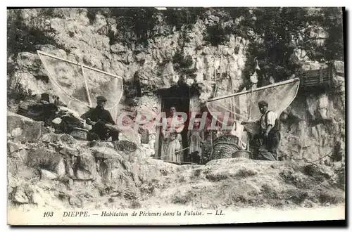 Ansichtskarte AK Dieppe Habitation de Pecheurs dans la Falaise peche