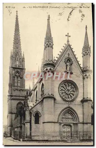 Cartes postales La Delivrande La basilique Le portail