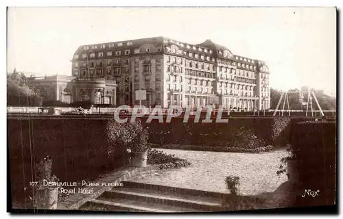 Cartes postales Deauville Plage Fleurie Royal Hotel