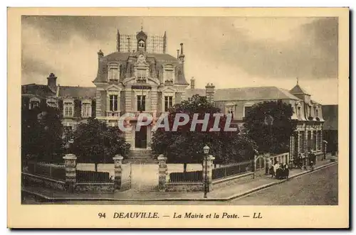 Ansichtskarte AK Deauville La Mairie et la Poste