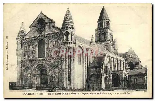 Ansichtskarte AK Poitiers Eglise Notre Dame la Grande Facades ouest et sud