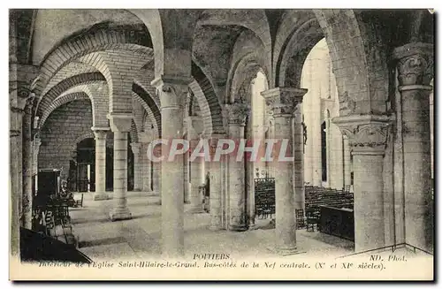 Cartes postales Poitiers Interieur de l eglise Saint Hilaire le Grand Bas cotes de la nef centrale