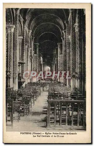Cartes postales Poitiers Eglise Notre Dame la Grande La Nef Centrale et le Choeur