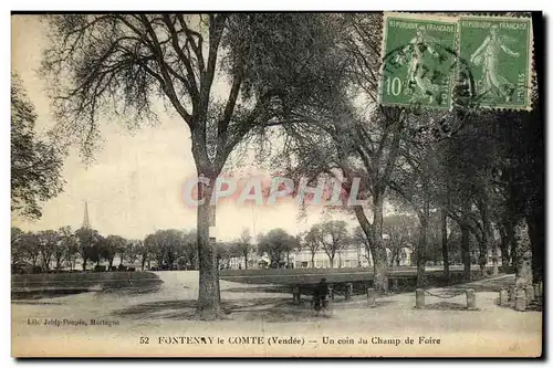 Cartes postales Fontenay le comte Un coin Champ de Foire