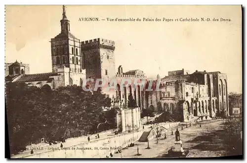 Cartes postales Avignon Vue d ensemble du Palais des Papes et Cathedrale ND des Doms