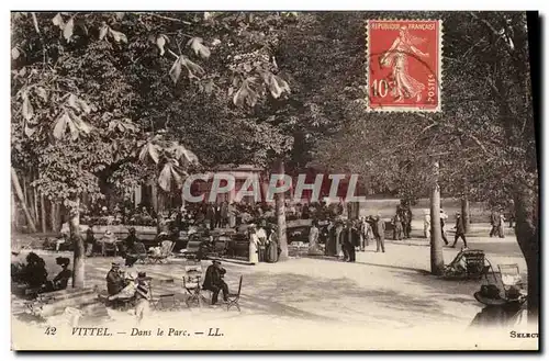 Cartes postales Vittel Dans Le Parc