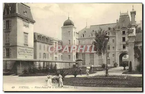 Ansichtskarte AK Vittel Vittel Source Et Le Grand Hotel