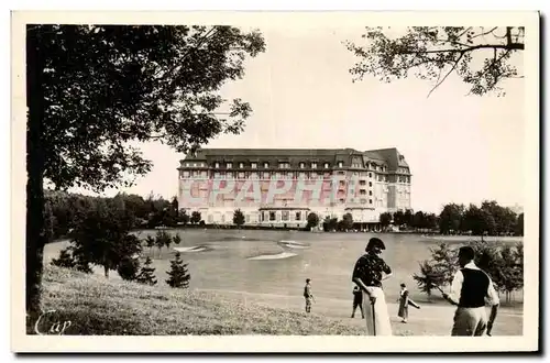 Cartes postales Vittel Le grand hotel de l Hermitage et le golf