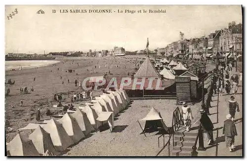 Cartes postales Les Sables D Olonne La Plage et Le Remblai