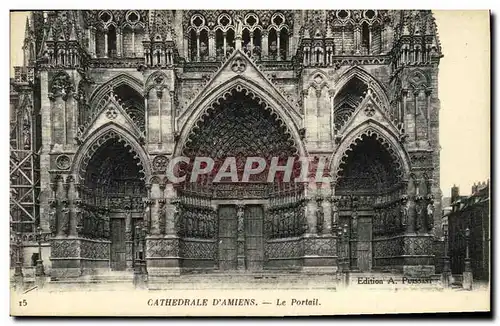 Ansichtskarte AK Amiens La Cathedrale le portail