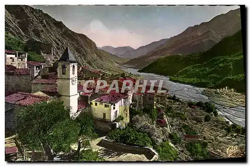 Cartes postales moderne Haute Vallee Du Var Touet Sur Var Le Vieux Village et la vallee du Var