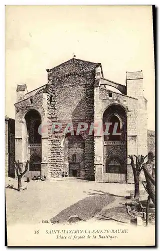 Cartes postales Sainte Maximin la Baume Place et facade de la basilique