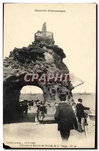 Ansichtskarte AK Biarritz Pittoresque L Escadre a Biarritz Au rocher De La Vierge