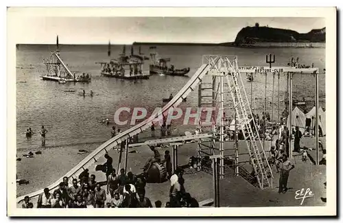 Cartes postales moderne St Jean De Luz Jeux divers Sur La Plage Byrrh