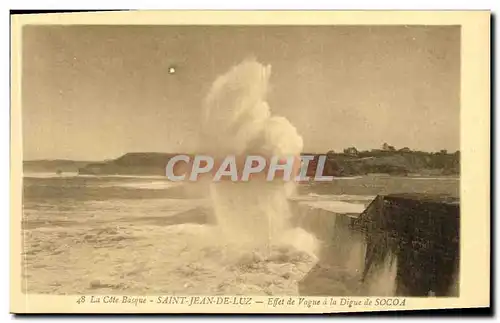 Ansichtskarte AK Saint Jean De Luz Effet De Vague a La Digue De Socoa