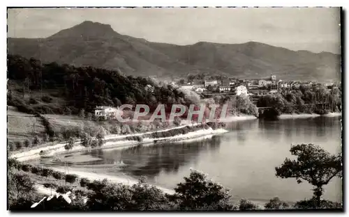 Cartes postales moderne Hendaye Le pic de la Haya domine la ville