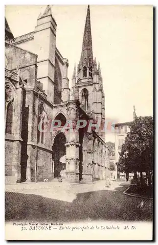 Ansichtskarte AK Bayonne Entree Principale de la Cathedrale