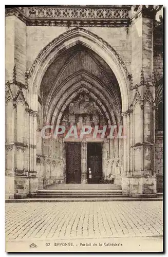 Cartes postales Bayonne Portail de la Cathedrale