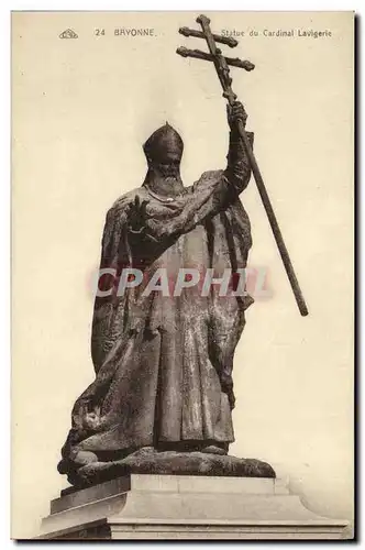 Ansichtskarte AK Bayonne Statue du Cardinal Lavigerie