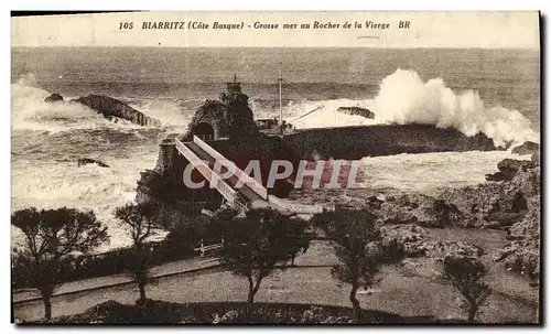 Cartes postales Biarritz Grosse mer au Rocher de la Vierge