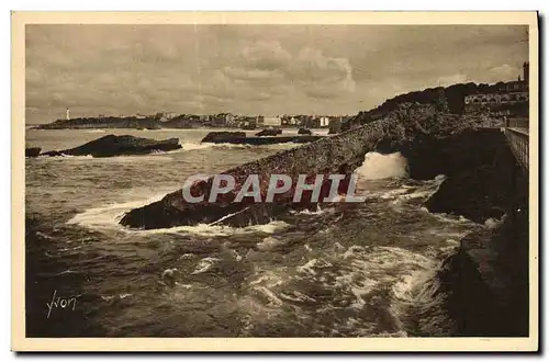 Ansichtskarte AK Biarritz Rochers Percee et le Cap Saint Martin