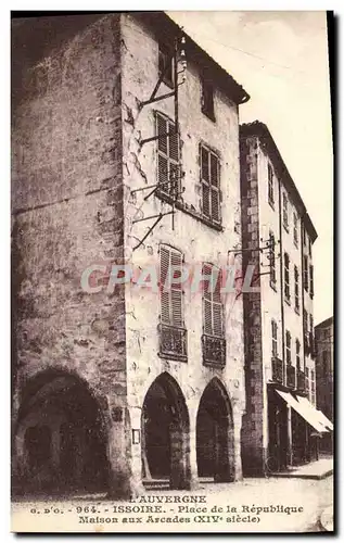 Cartes postales Issoire Place de la Republique Maison aux arcades