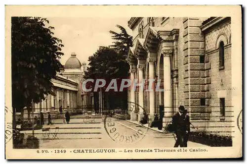 Cartes postales ChatelGuyon Les Grands Thermes et Le Casino