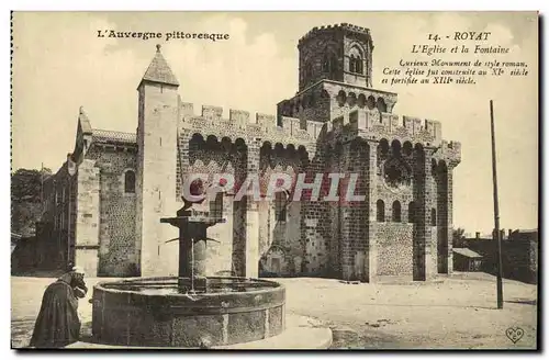 Cartes postales Royat L Eglise et La Fontaine