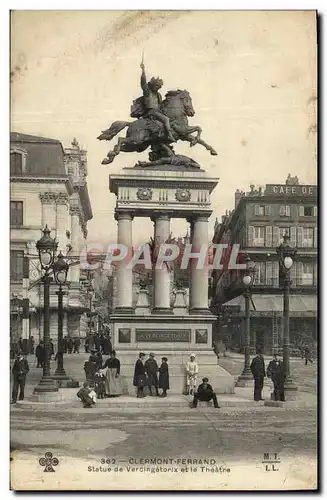 Cartes postales Clermont Ferrand Statue de Vercingetorix Et Le Thearte