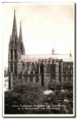 Ansichtskarte AK Clermont Ferrand La Cathedrale Et Le Monument des Croisades