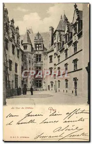 Cartes postales Pau La cour du chateau