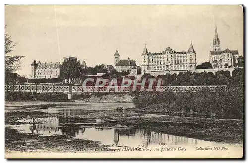 Cartes postales Chateau de Pau et l hotel Gassion Vue prise du Gave