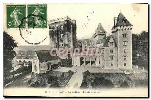 Ansichtskarte AK Pau Le Chateau Facade Principale