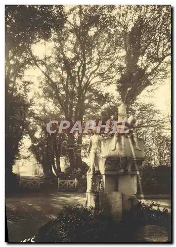 Ansichtskarte AK Pau Chateau Au Parc du Palais d Hiver La Cascade Fontaine du statuaire Gabard