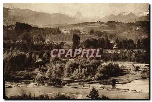 Ansichtskarte AK Pau Pau Le Gave et les Pyrenees Vus de la Place Royale