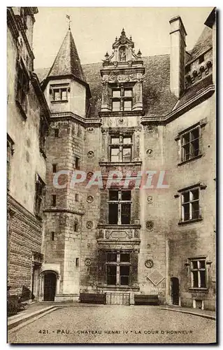 Cartes postales Pau Le Chateau Henri IV La Cour d Honneur