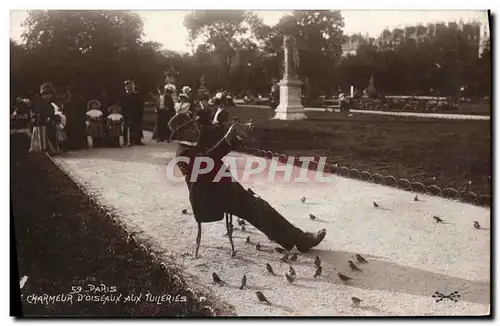 Cartes postales Paris Charmeur D oiseaux Aux Tuileries