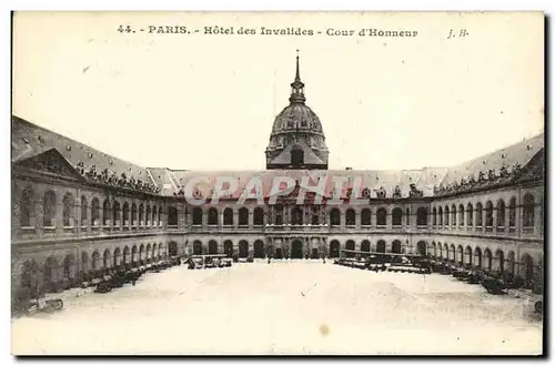 Cartes postales Paris Hotel des Invalides Cour d Honneur